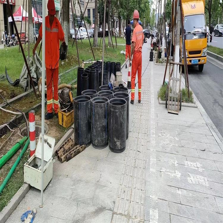 丁青管道短管置换修复